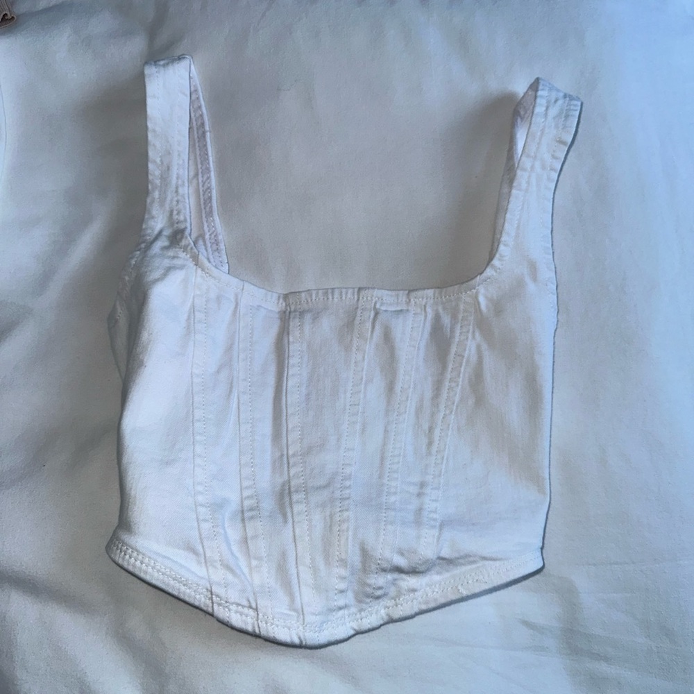 White Sleeveless Women's Top